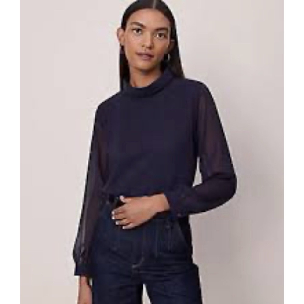 Ann Taylor Women's Navy Sheer Sleeve Blouse Size XXS New